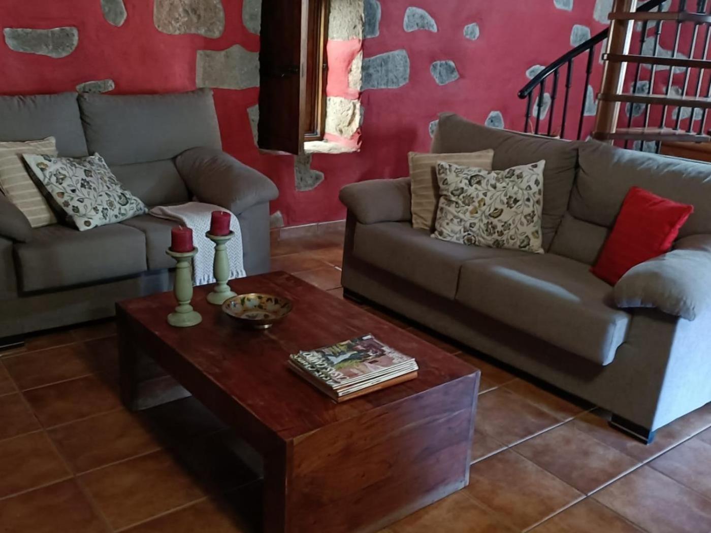 Vivelorural El Caminante- Valleseco, Private Pool Holiday home *